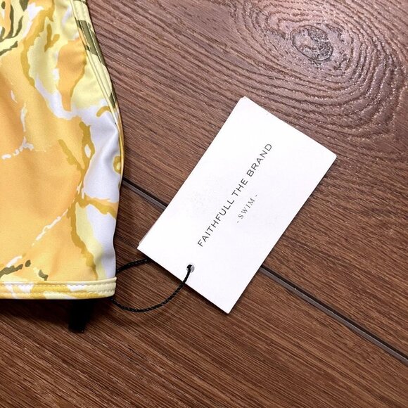 Faithfull the Brand NWT Isa Bikini Top Loretta Floral Print  (Sz XXL) - Picture 3 of 7